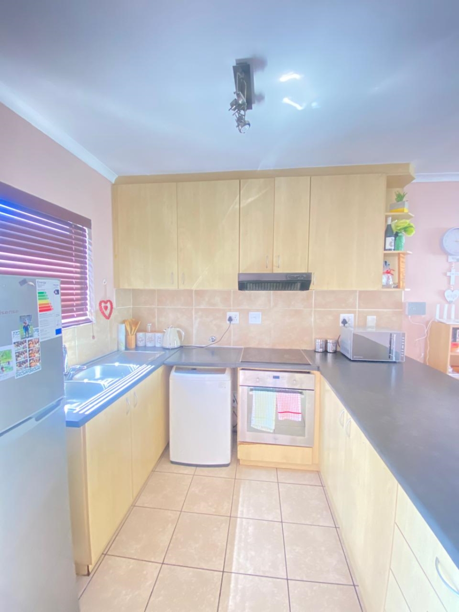 2 Bedroom Property for Sale in Hunters Creek Western Cape